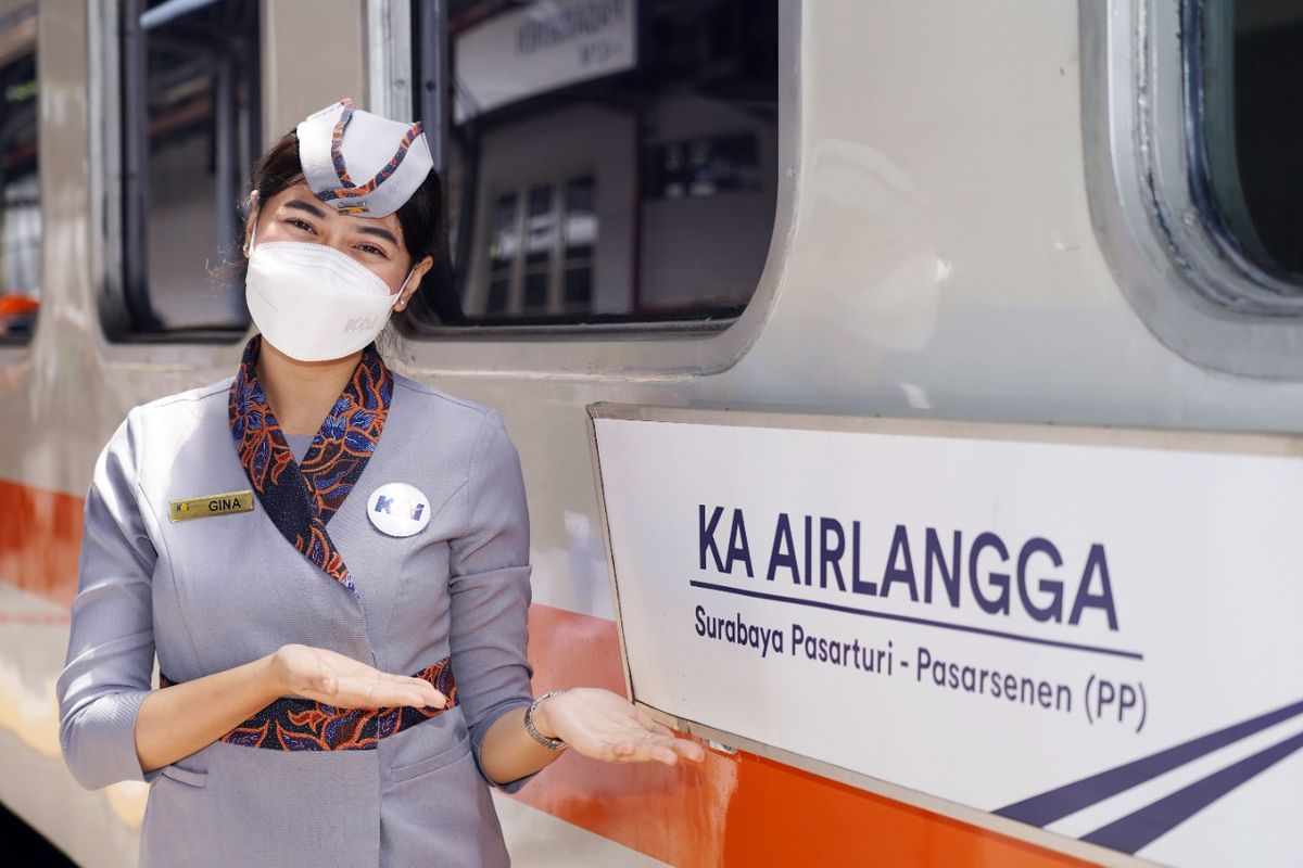 KA Airlangga rute Jakarta-Surabaya resmi beroperasi dengan tarif subsidi.