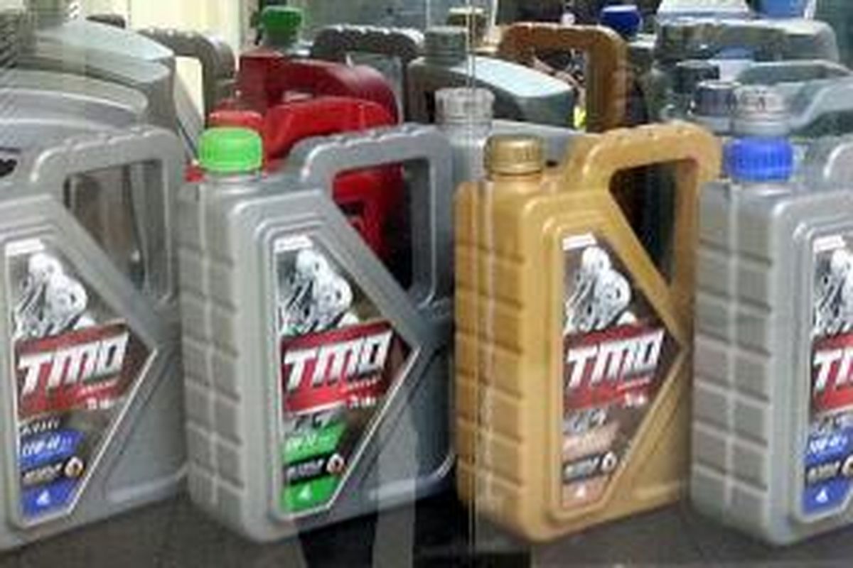 Salah satu tipe oli TMO Lubricants 0W-20 mempunyai aditif khusus dengan berbagai keistimewaan.