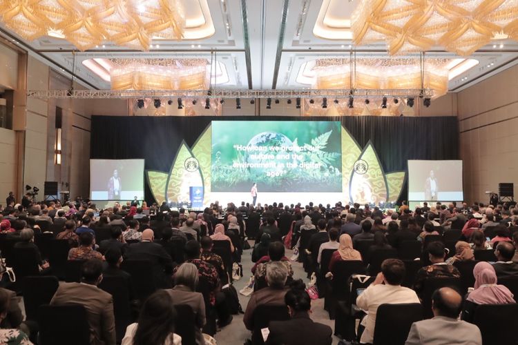 Konferensi pendidikan tingkat tinggi se-Asia Pasific, QS Highher Ed Summit Asia Pasifik 2022 di Hotel Intercontinental, Jakarta, Selasa (9/11/2022).