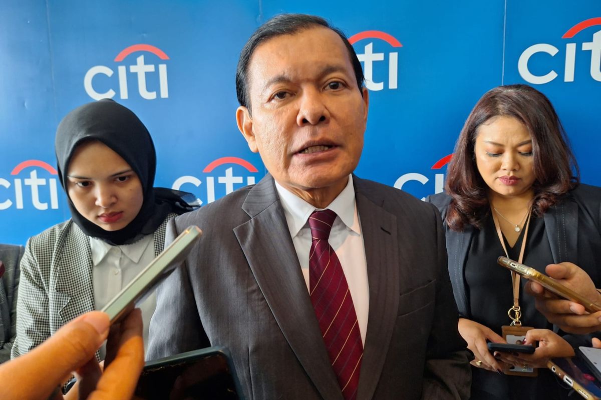 CEO Citi Indonesia Batara Sianturi usai konferensi pers, Rabu (22/5/2024)