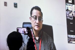 KPK Periksa Eks Mensos Juliari Batubara Terkait Kasus Penyaluran Bansos 