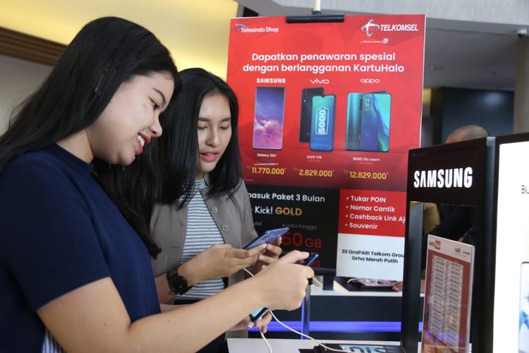 Ilustrasi Program smartphone bundling Telkomsel