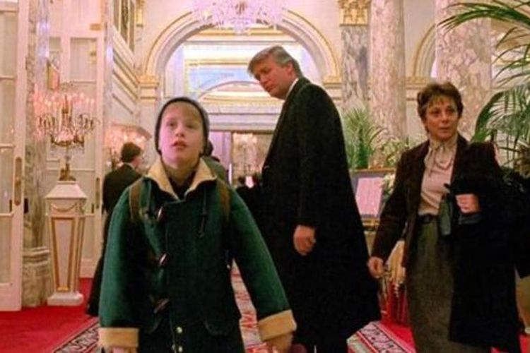 Orang yang sangat kaya ini juga tampil dalam film seperti Home Alone 2: Lost in New York ketika muncul di Hotel Plaza New York. 