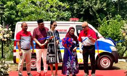 Berbagi untuk Kemanusiaan, JNE dan TIKI Salurkan Mobil Ambulans untuk Warga Makasar Jaktim