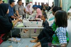 Keracunan Kue Ulang Tahun, 20 Siswa dan Seorang Guru SD Dilarikan ke Rumah Sakit  