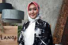 Kesuksesan Dian Pelangi di Paris Fashion Week