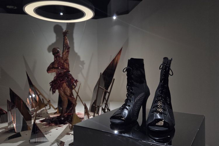 Macabre Art Ghost in the Cell, Bawa Kengerian Film ke Ruang Pameran