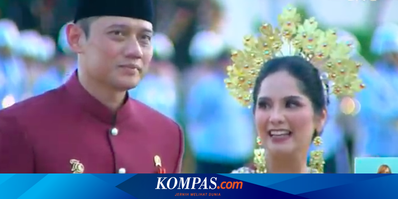AHY dan Annisa Pohan Dapat Sepeda dari Jokowi, Menang Busana Adat Terbaik