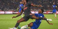 Sinar Bintang 19 Tahun AC Milan Jadi Peringatan Keras untuk Leao
