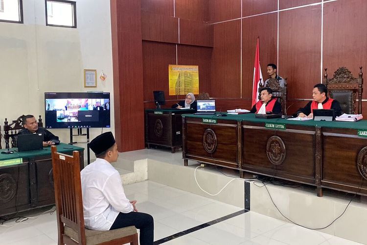 Terdakwa Kasus Revenge Porn Divonis 6 tahun penjara dalam sidang yang digelar di Pengadilan Negeri Pandeglang, Kamis (13/7/2023).