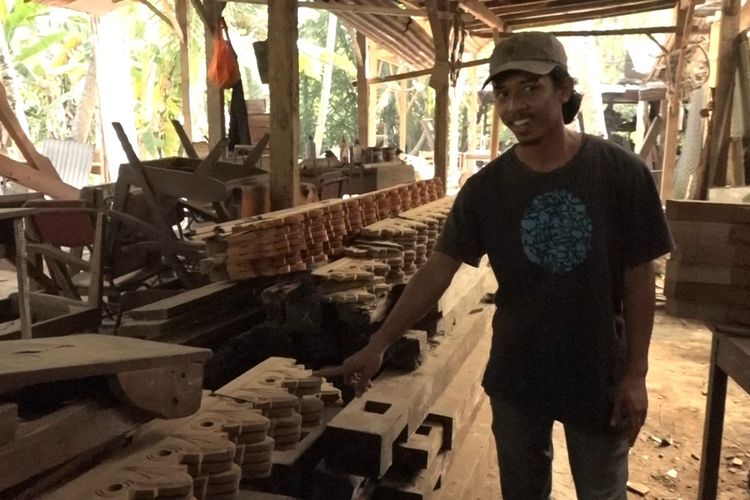 Mengawali Usaha dari Pesanan Teman, Hanif Kini Sukses Rakit Rumah Joglo Beromzet Ratusan Juta