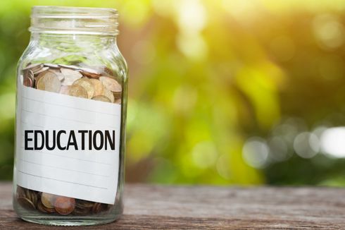Tips Menyiasati Biaya Pendidikan yang Terus Meroket Setiap Tahun