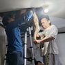 Piton 4 Meter di Plafon Rumah, Damkar Tunggu 3 Jam untuk Evakuasi
