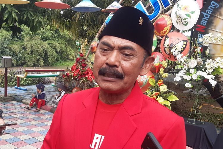 Ketua DPC PDI-P Solo FX Hadi Rudyatmo di Solo, Jawa Tengah, Rabu (1/6/2022).