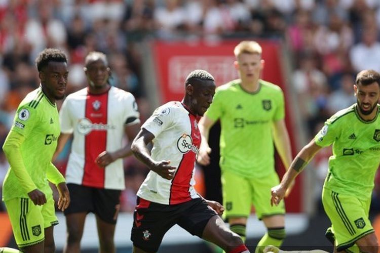 Momen pertandingan Southampton vs Manchester United pada pekan keempat Liga Inggris 2022-2023 yang digelar di Stadion St Mary's, Sabtu (27/8/2022) malam WIB.