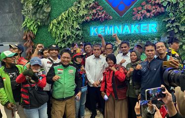 Kemenaker Siapkan Aturan yang Tegaskan Driver Ojol sebagai Pekerja ...