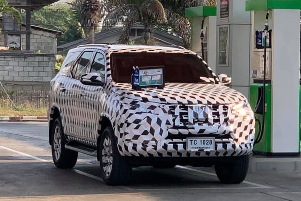 Ilustrasi spyshot Toyota Fortuner Facelift