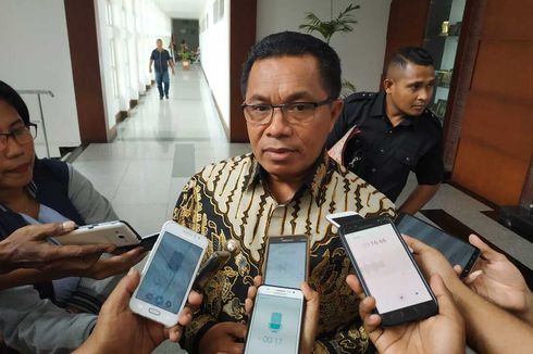 Bupati Tanimbar Sumbangkan Seluruh Gaji untuk Penanganan Corona Selama Pandemi