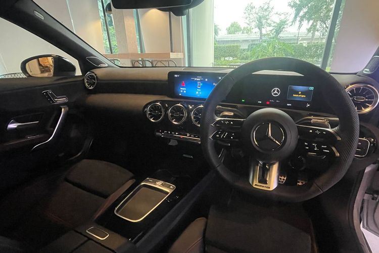 Interior Mercedes-AMG A 35 Facelift 2023