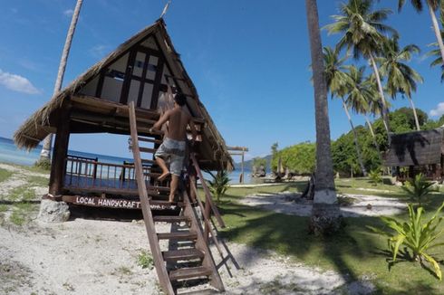 Menikmati Sunset dan Pasir Putih di Lamin Guntur Teluk Sumbang, Berau