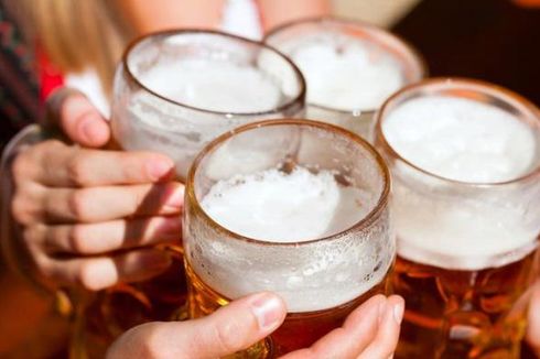 Tulang Tak Sehat karena Sering Minum Alkohol 