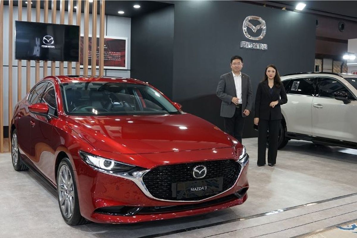 Mazda hadir di GIIAS The Series 2024 di Muladi Dome Undip.