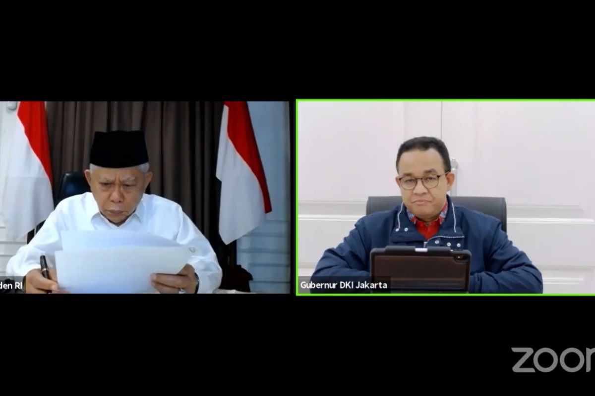 Wapres Maruf Amin saat melakukan video conference dengan Gubernur DKI Jakarta Anies Baswedan terkait penanganan Covid-19 di Jakarta, Kamis (2/4/2020).
