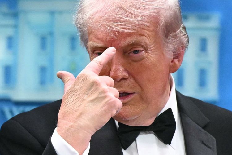 Apa Itu Project Freedom di Hormuz dan Kenapa Trump Tiba-tiba Menghentikannya?