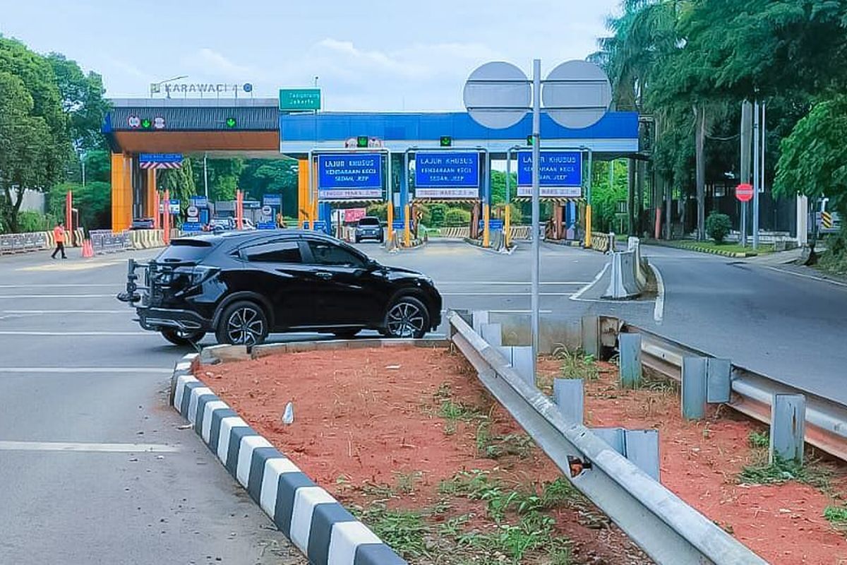 Lokasi putar balik di depan Gerbang Tol Karawaci 4 ditutup