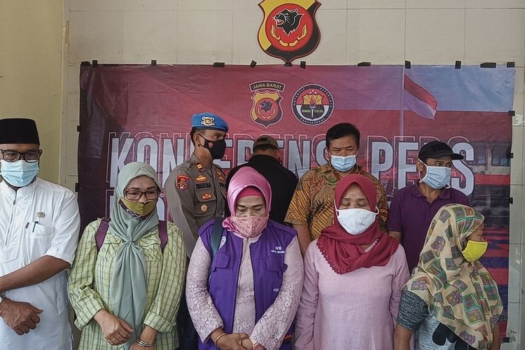 Kasus bullying atau perundungan yang menimpa seorang anak berusia 10 tahun di Kecamatan Klapanunggal, Kabupaten Bogor, Jawa Barat, akhirnya berakhir dengan damai di Mapolres Bogor, Cibinong, Kabupaten Bogor, Jawa Barat, Jumat (23/4/2021).
