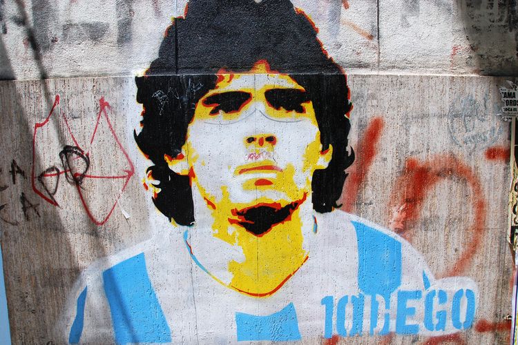 Grafiti Diego Maradona di Buenos Aires, Argentina. Gambar diambil pada 24 November 2011.