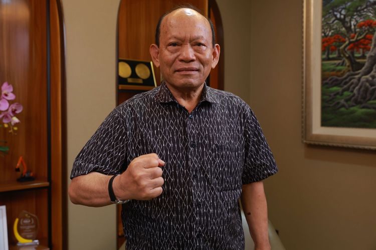 Mayor Jenderal (Purn) TNI Mahidin Simbolon dalam sesi wawancara bersama Brigade Podcast Kompas.com, Jakarta, Selasa (5/5/2026).