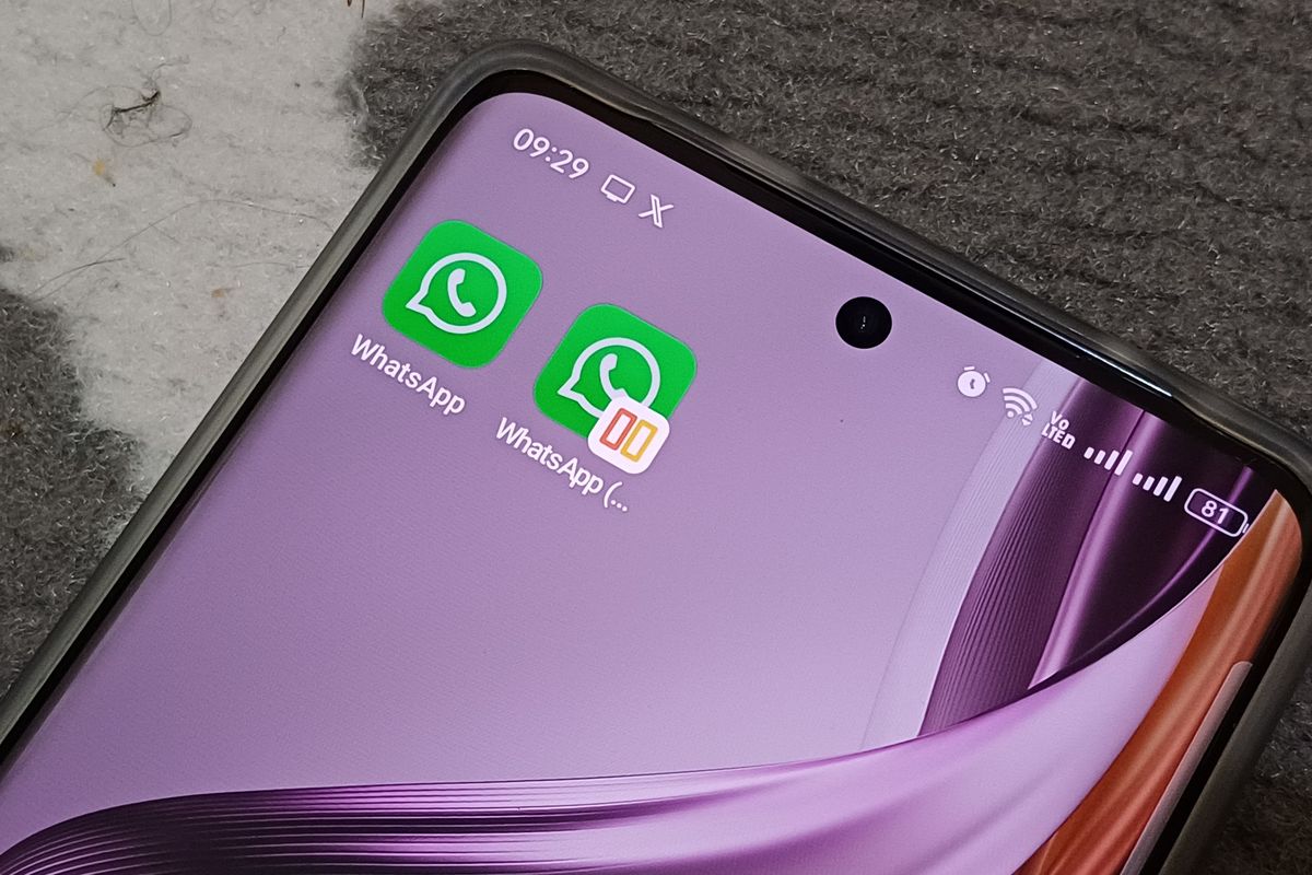 2 Aplikasi WhatsApp di Oppo Reno 10 berkat fitur App Cloner.