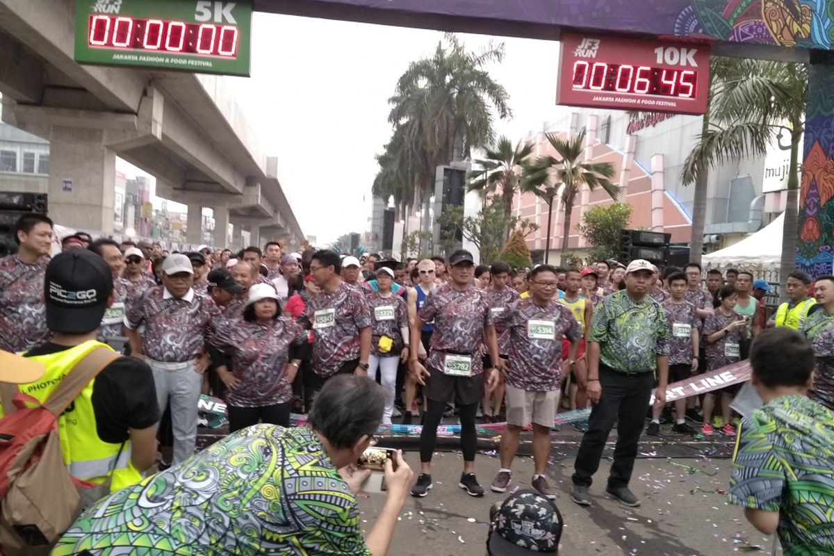 Sandiaga Uno buka JF3 di Kelapa Gading, Minggu (22/4/2018)