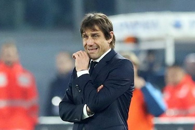 Pelatih Inter Milan, Antonio Conte, pada laga menghadapi Lazio di Stadion Olimpico, 16 Februari 2020.