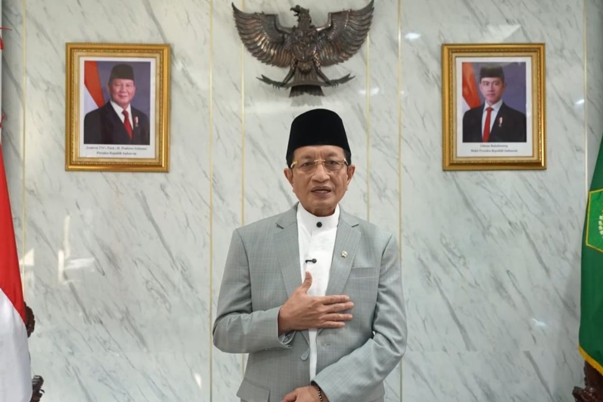 Menteri Agama (Menag) RI Nasaruddin Umar mengusulkan tambahan anggaran tahun 2026 sebesar Rp 24,8 triliun untuk sekolah keagamaan.