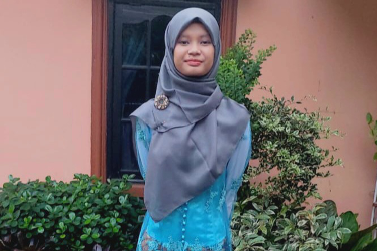 Arielya Ramadhani Sasono, jadi mahasiswa termuda yang lolos SNBT 2023 Universitas Airlangga (Unair).