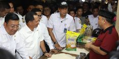 Mendagri Tito Pantau Langsung Penyaluran Beras SPHP di Banten