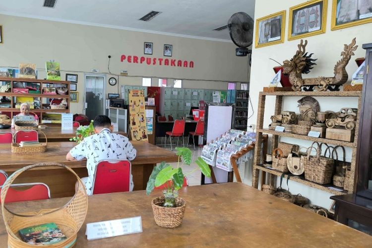 Perpustakaan Kabupaten Semarang (Dokumentasi pribadi/irerosana)