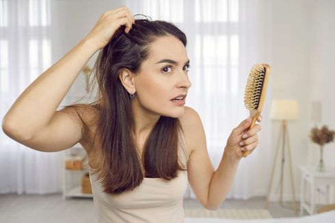 Apakah Minyak Kayu Putih Bisa Menghilangkan Rambut Uban?