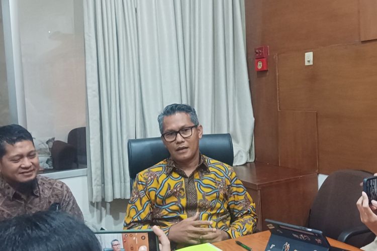 Juru Bicara Kementerian Perindustrian (Kemenperin) Febri Hendri Antoni Arif di Kantor Kemenperin, Jakarta, Kamis (21/11/2024).