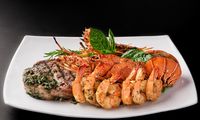 Apa Itu Surf and Turf, Sajian Daging dan Seafood dalam Satu Piring?