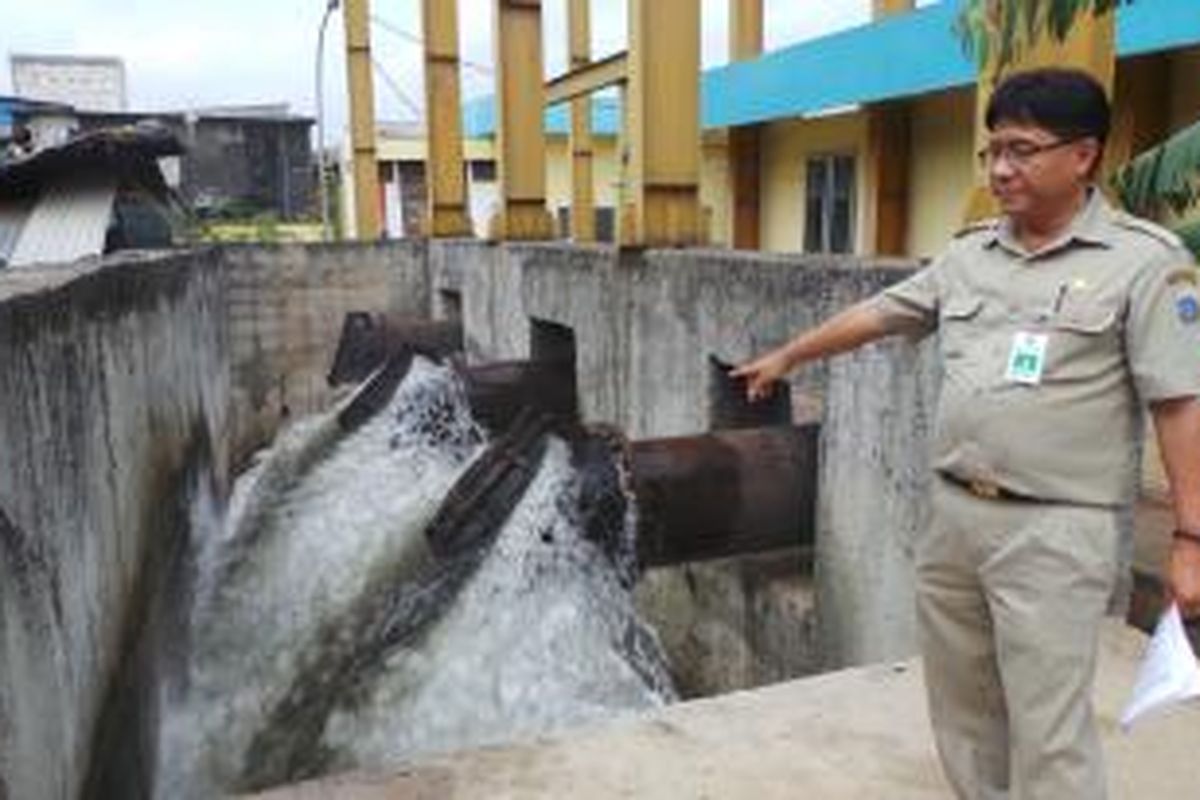 Rumah Pompa Kapuk II di Kelurahan Kapuk Muara, Kecamatan Penjaringan, Jakarta Utara. Selasa (11/11/2014).