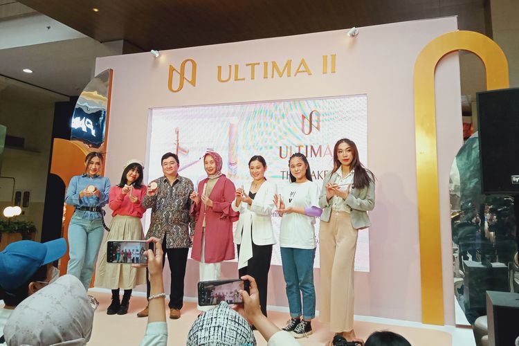 Brand kecantikan Ultima II kembali meluncurkan rangkaian produk make up terbarunya The Nakeds Series yang berbahan skincare.