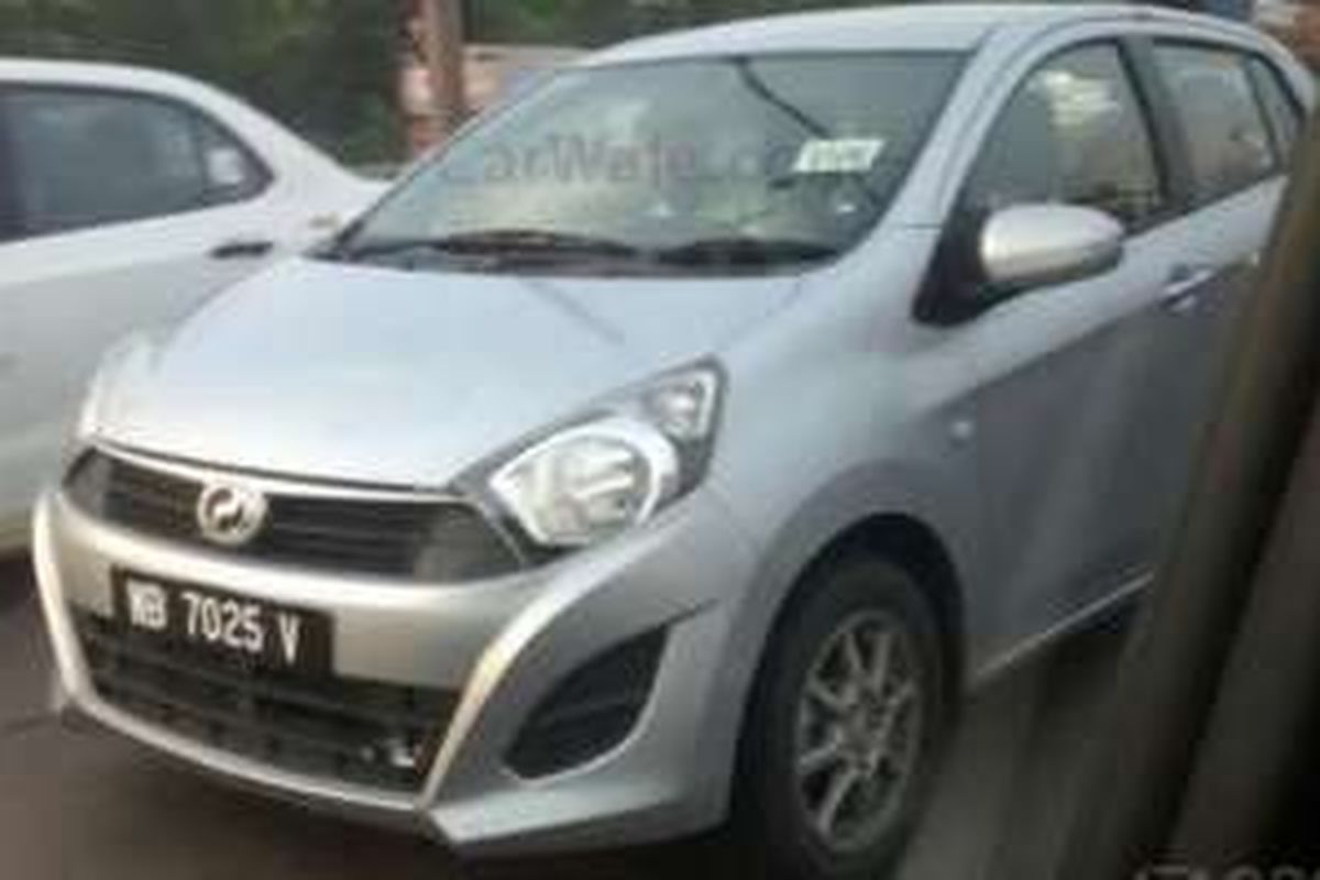 Perodua Axia, kembaran Daihatsu Ayla terpergok di India.