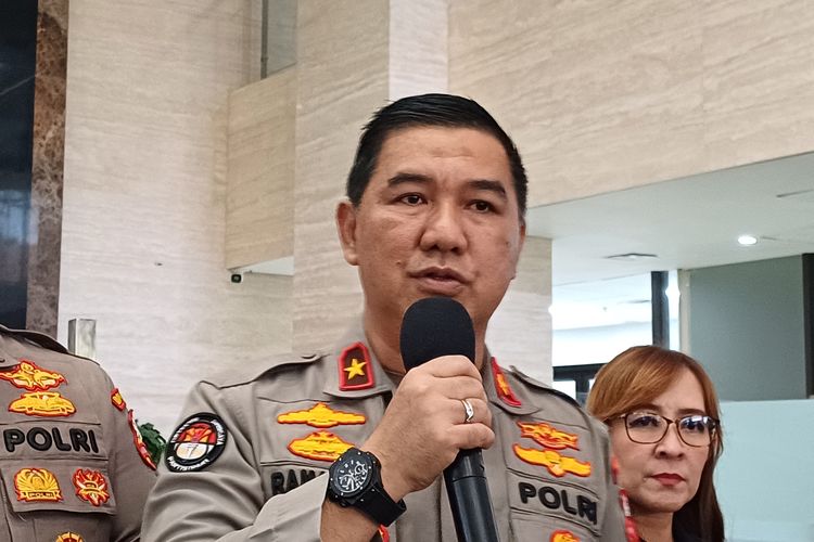 Kepala Divisi Humas Polri, Brigjen Ahmad Ramadhan di Mabes Polri, Jakarta, Kamis (24/8/2023).