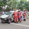 Avanza Terbalik di Surabaya, Ada Balita di Dalamnya 