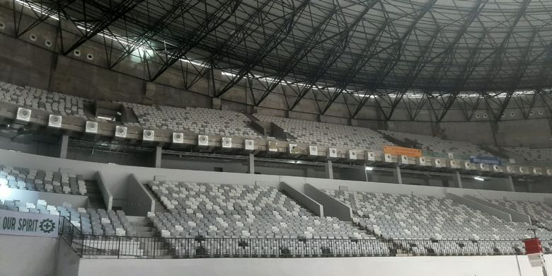 Indoor Multifunction Stadium (IMS) di Kompleks Gelora Bung Karno (GBK), Jakarta, yang berkapasitas penonton sebanyak 16.523 orang. 