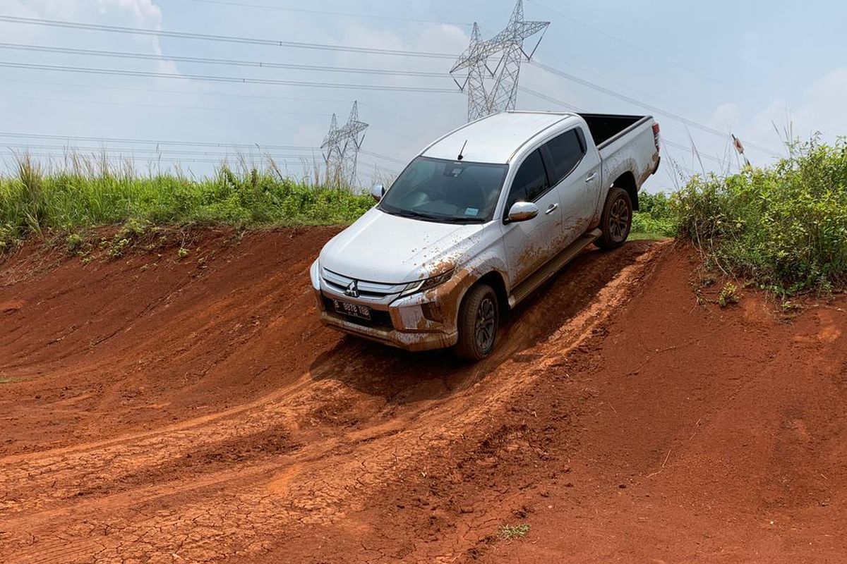 Test Drive Mitsubishi Triton