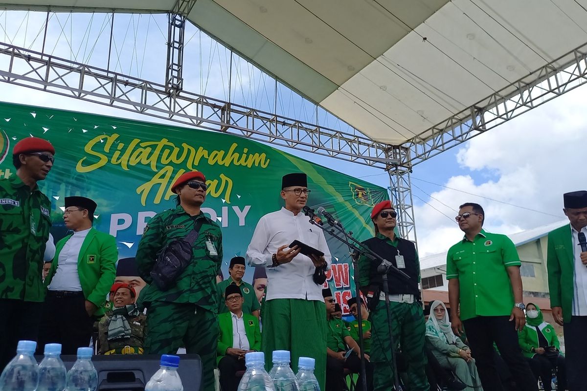 Sandiaga saat hadir di harlah 50 PPP di Stadion Kridosono, Minggu (8/1/2023)